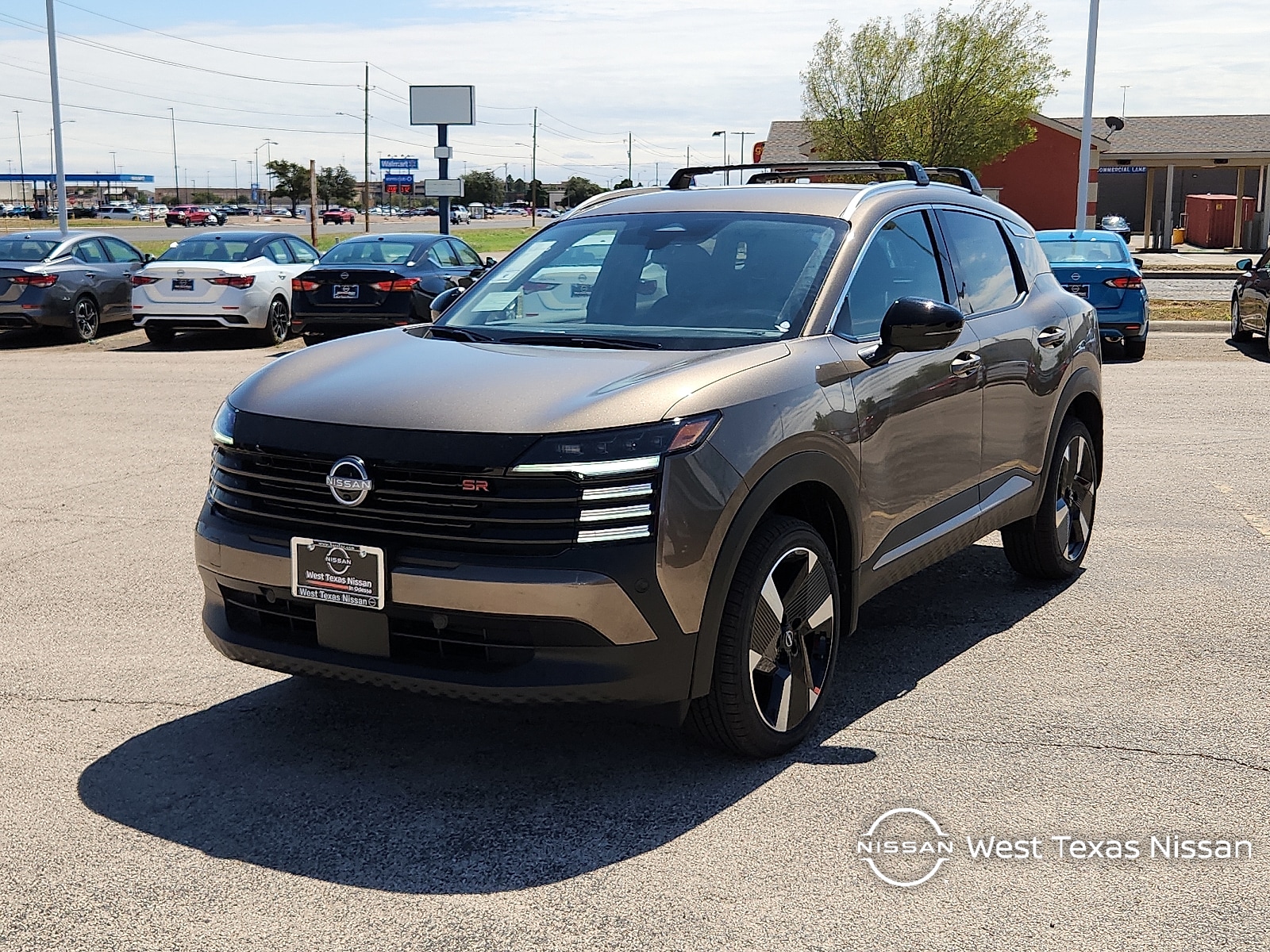 2026 Nissan KICKS SR's photo