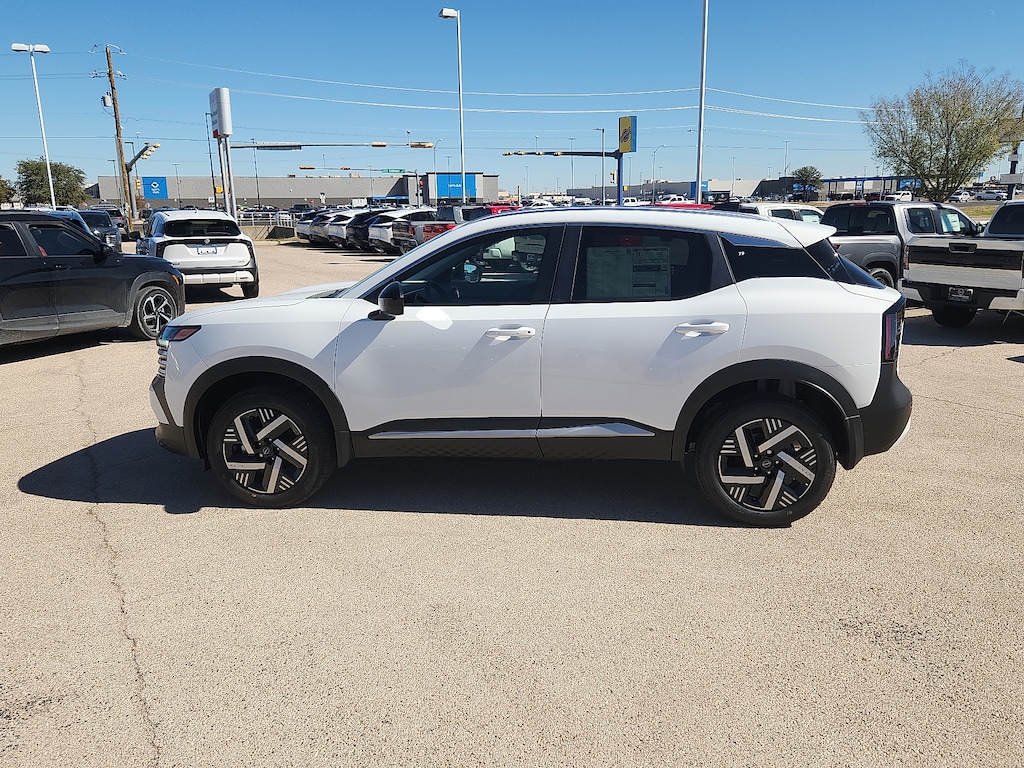 New 2026 Nissan Kicks SV Front-Wheel Drive