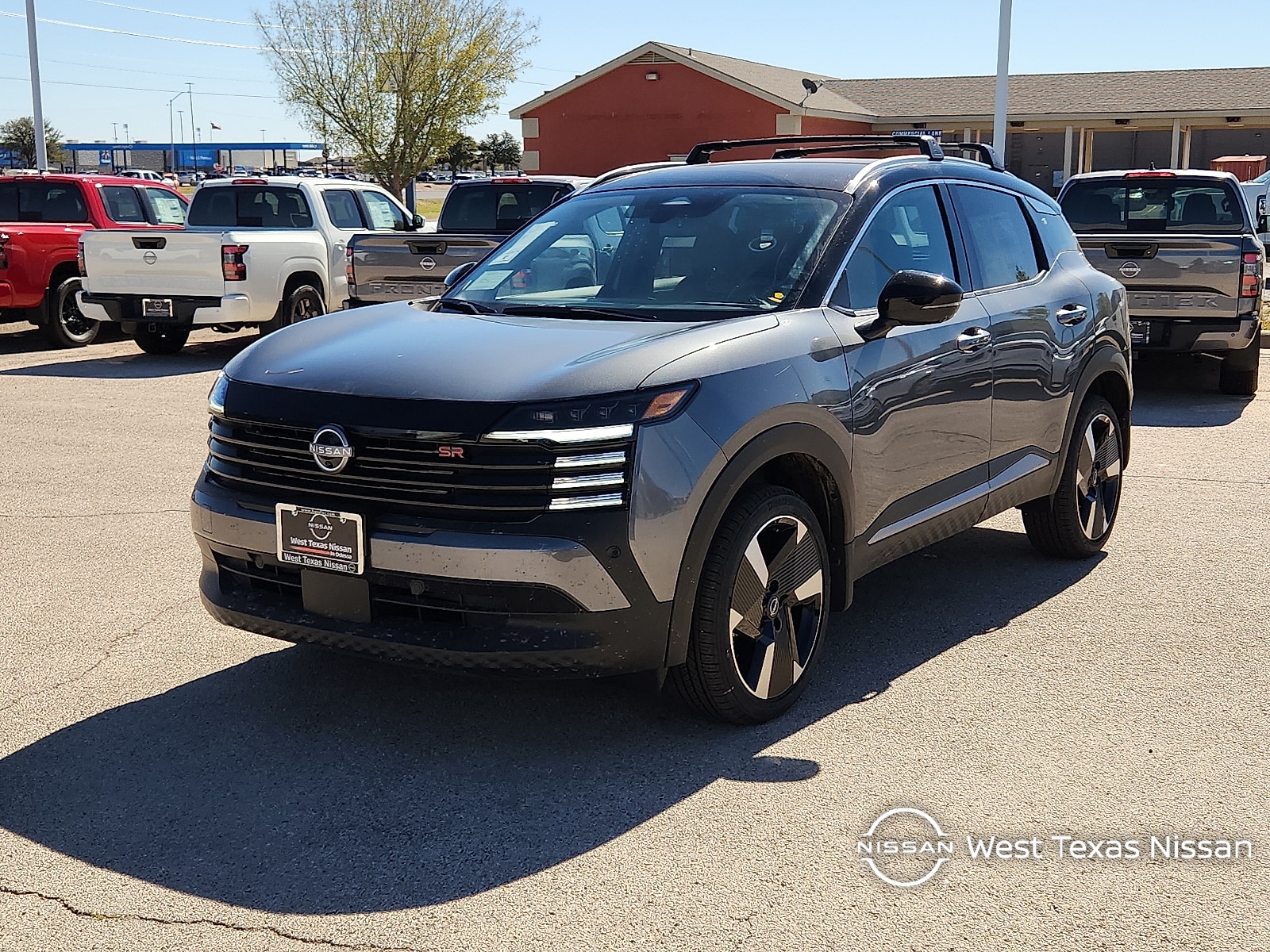 2026 Nissan KICKS SR's photo