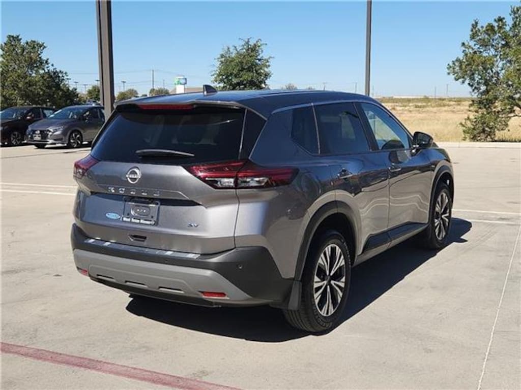 Used 2023 Nissan Rogue SV