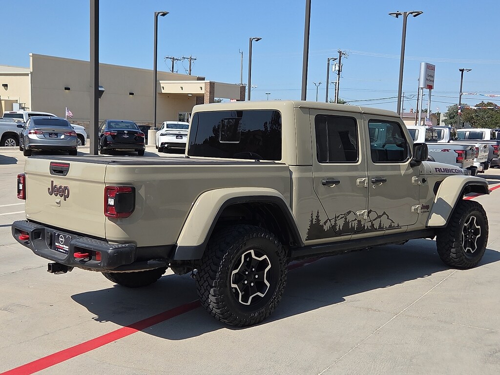 Used 2020 Jeep Gladiator Rubicon 4x4 Crew Cab 5 ft. box
