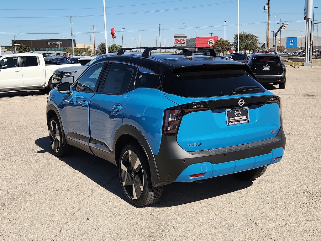 New 2026 Nissan Kicks SR Front-Wheel Drive