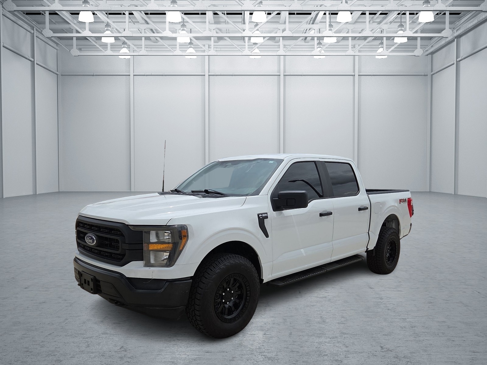 2023 Ford F-150 XL 4x4 SuperCrew 5-1/2 Box's photo