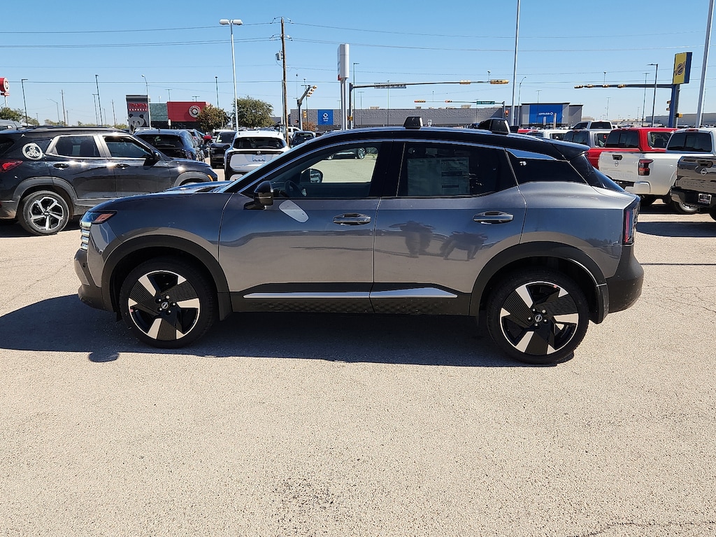 New 2026 Nissan Kicks SR Front-Wheel Drive