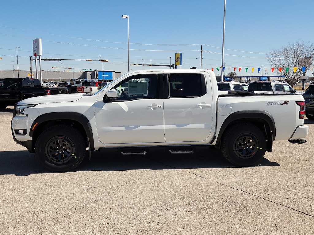 New 2026 Nissan Frontier PRO-X 4x2 Crew Cab 5 ft. box 126 in. WB