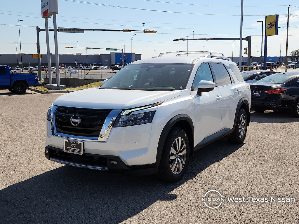 New 2025 Nissan Pathfinder SL Front-Wheel Drive