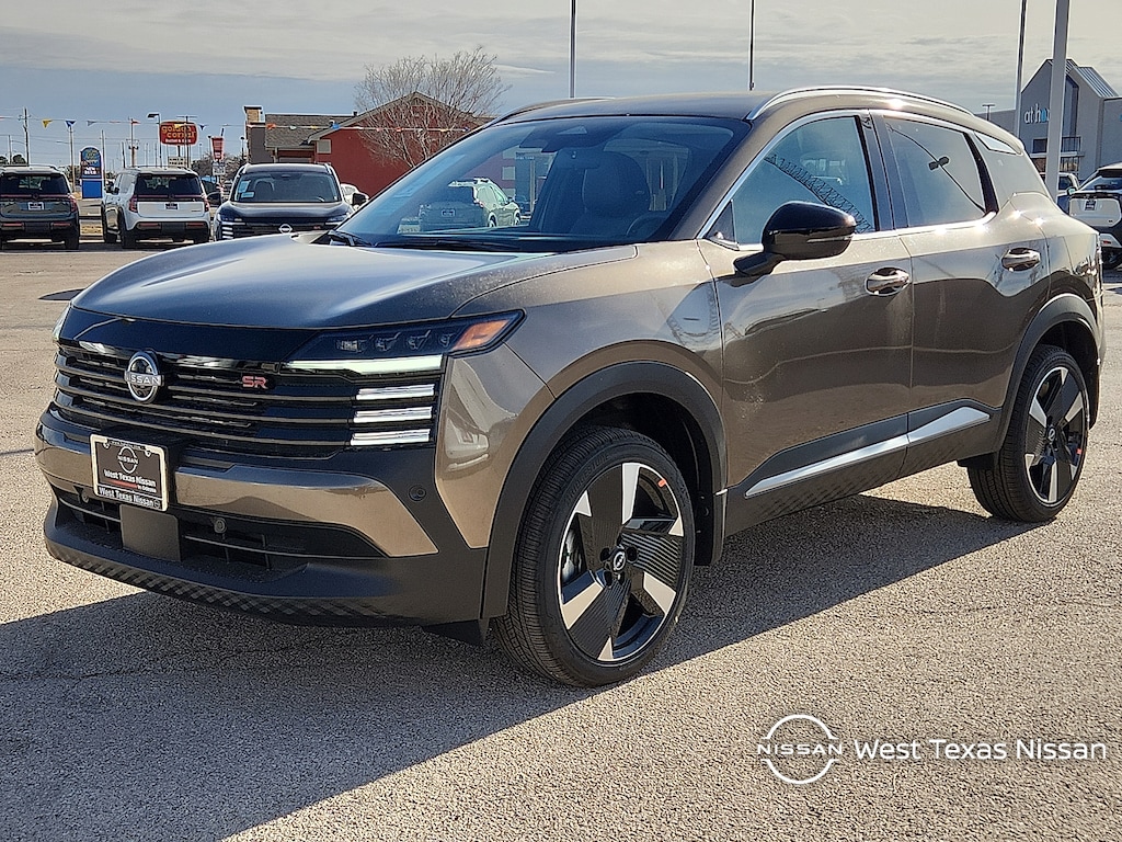 New 2026 Nissan Kicks SR Front-Wheel Drive