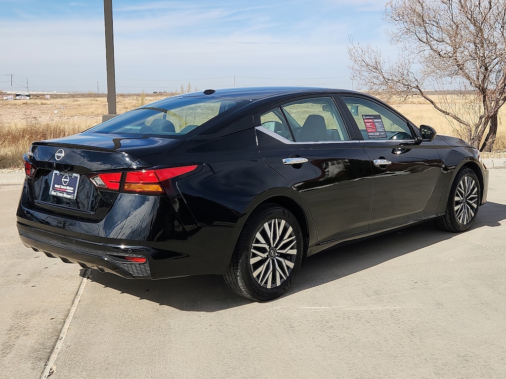 Used 2025 Nissan Altima SV