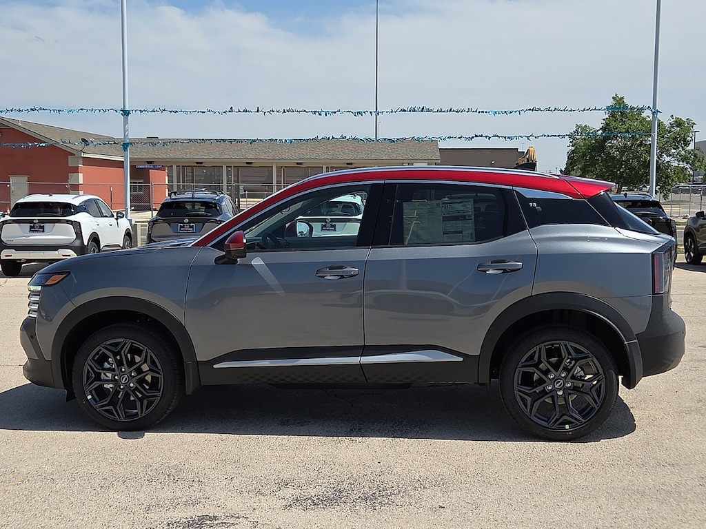 New 2026 Nissan Kicks SR Front-Wheel Drive