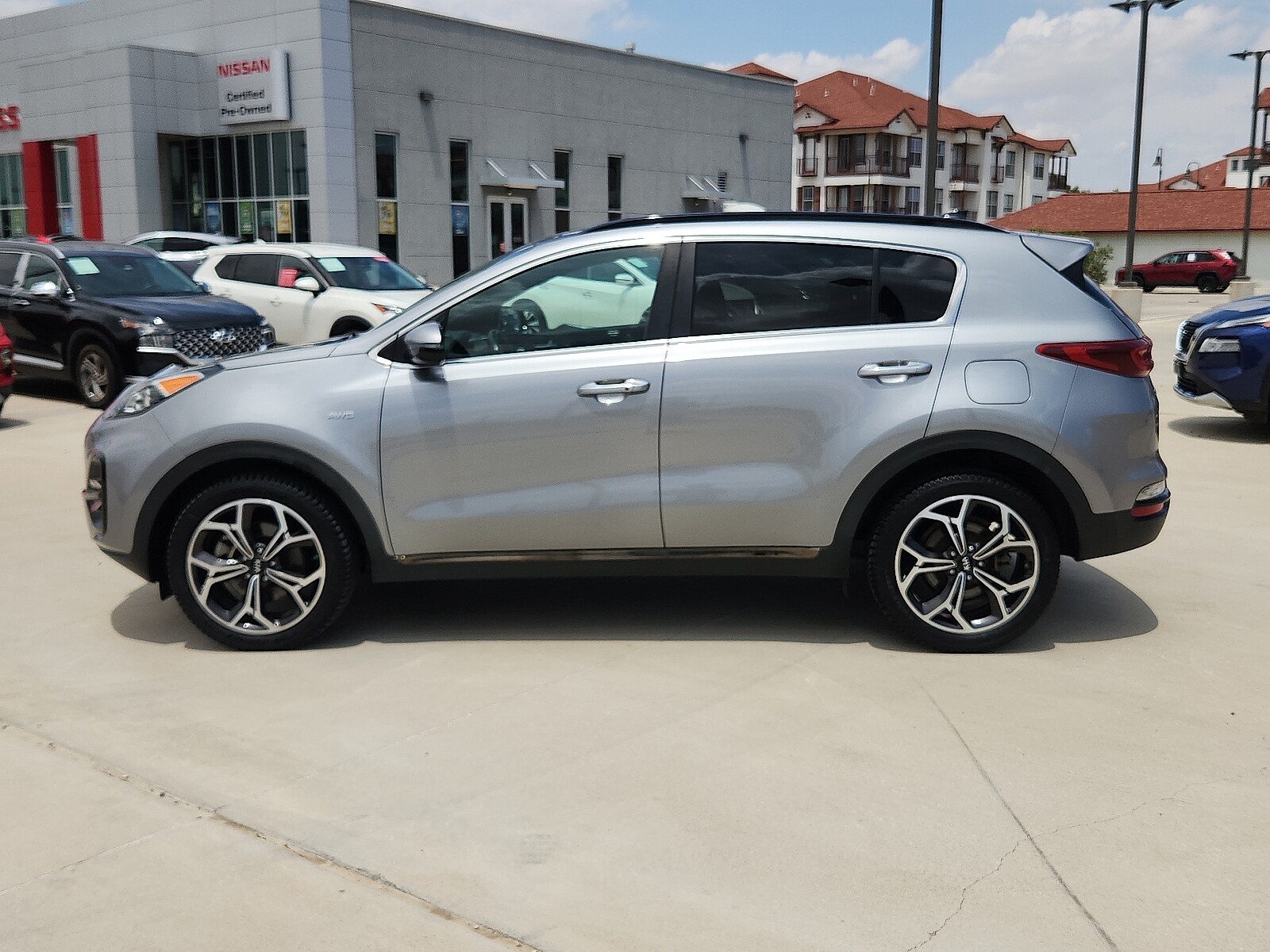 2020 Kia Sportage SX Turbo photo 2