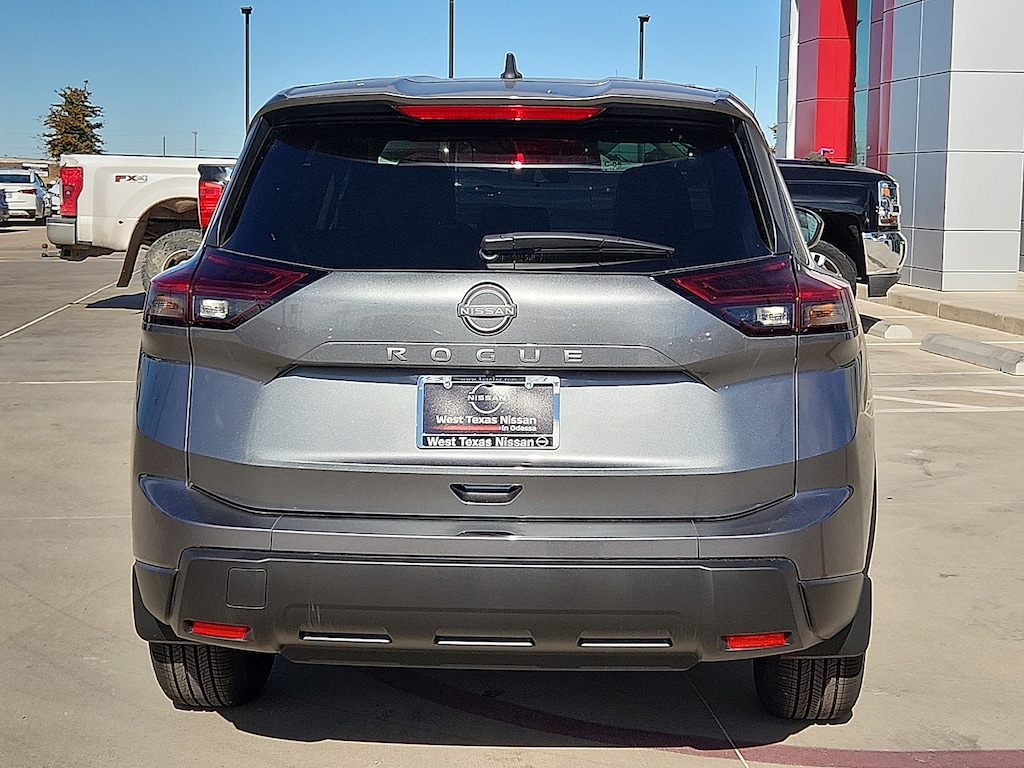 New 2026 Nissan Rogue S Front-Wheel Drive 2026.5