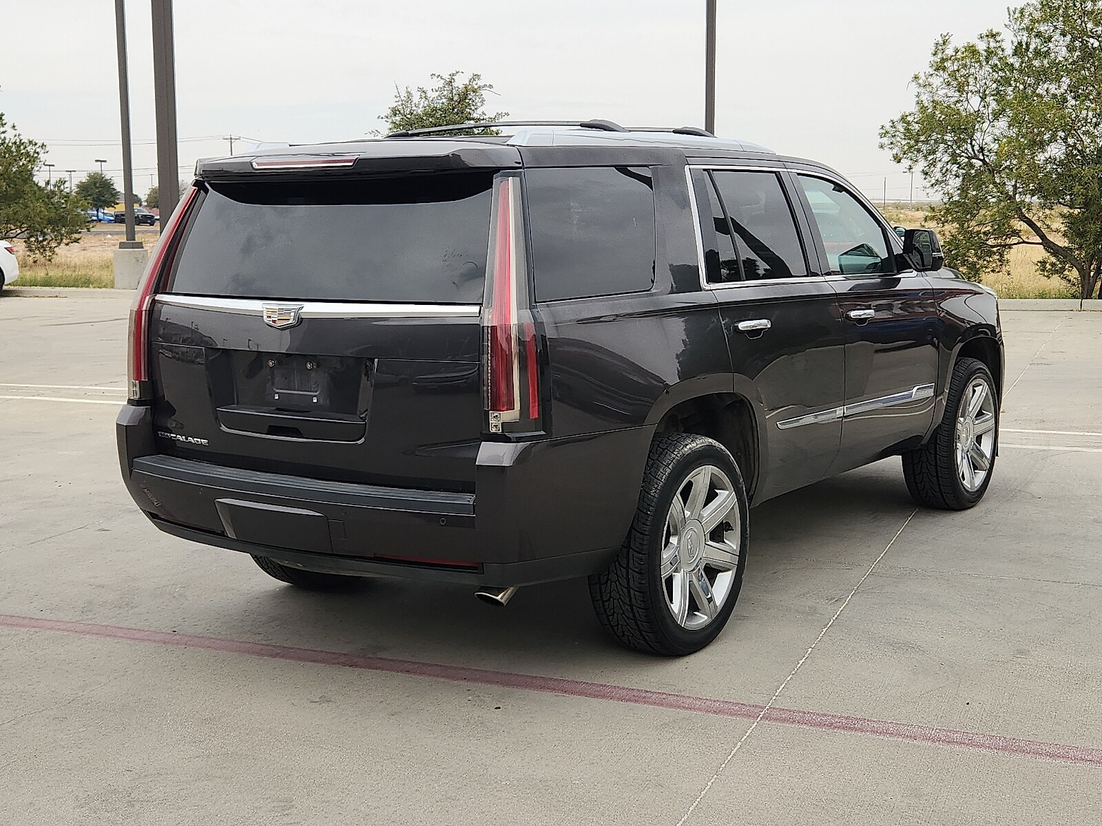 2016 Cadillac Escalade Premium photo 3
