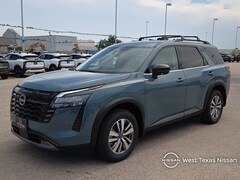 2026 Nissan Pathfinder SL Front-Wheel Drive