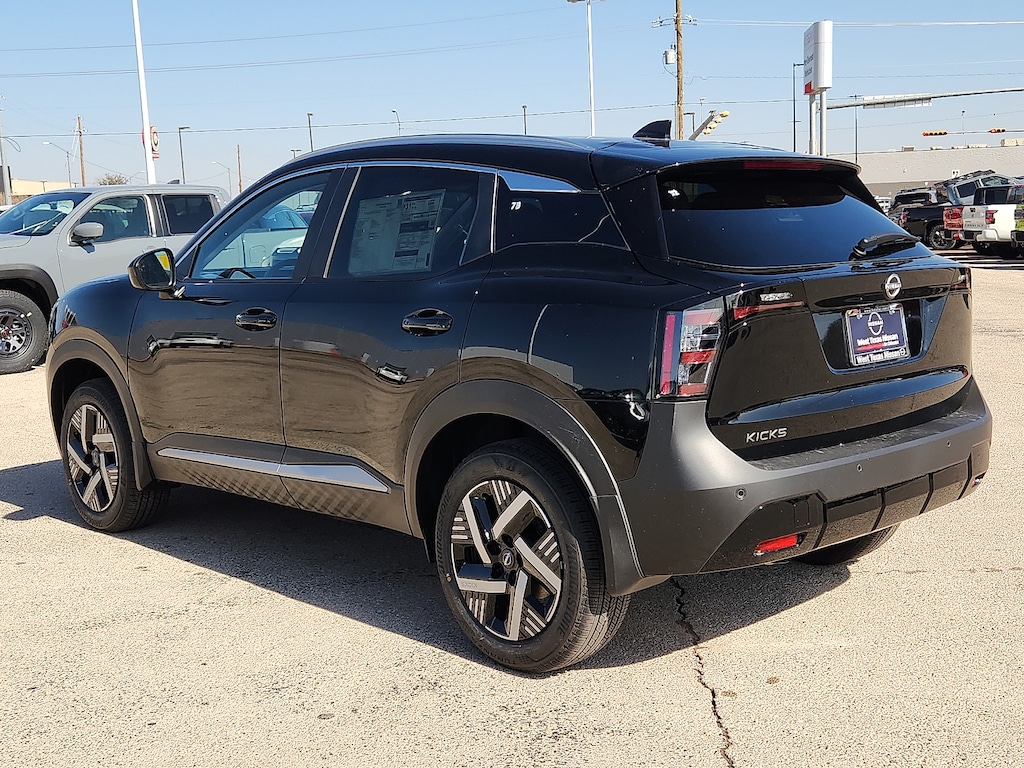 New 2026 Nissan Kicks SV Front-Wheel Drive