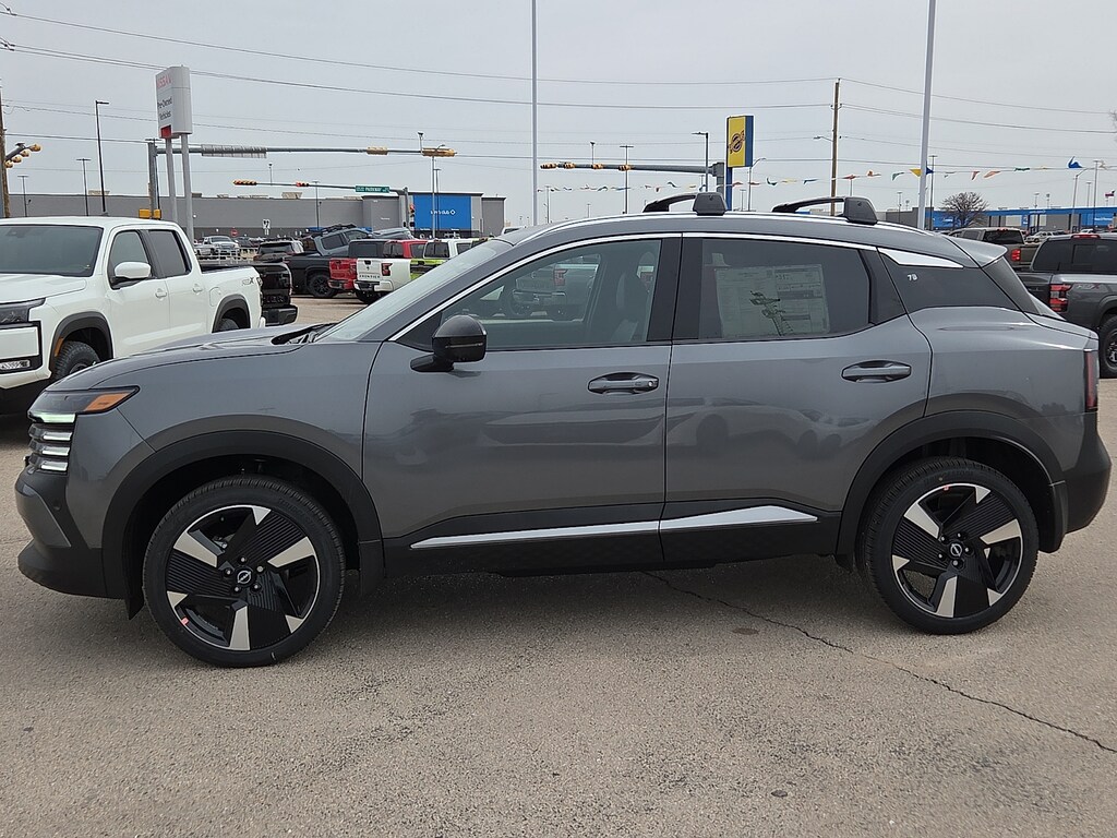 New 2026 Nissan Kicks SR Front-Wheel Drive