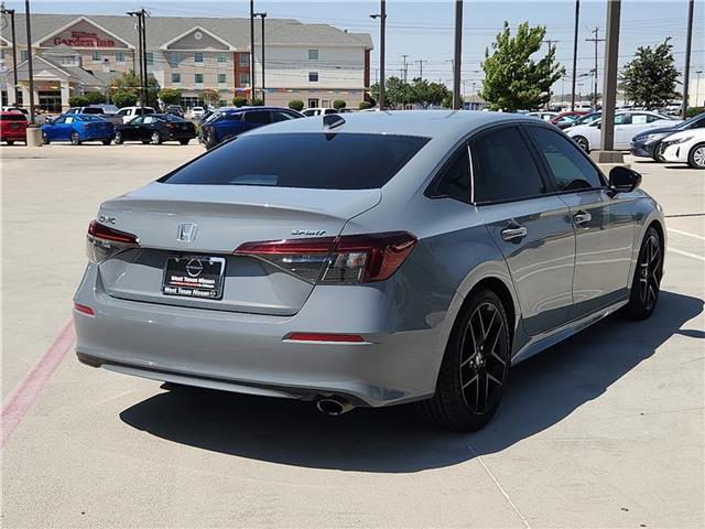 2025 Honda Civic Sport photo 2
