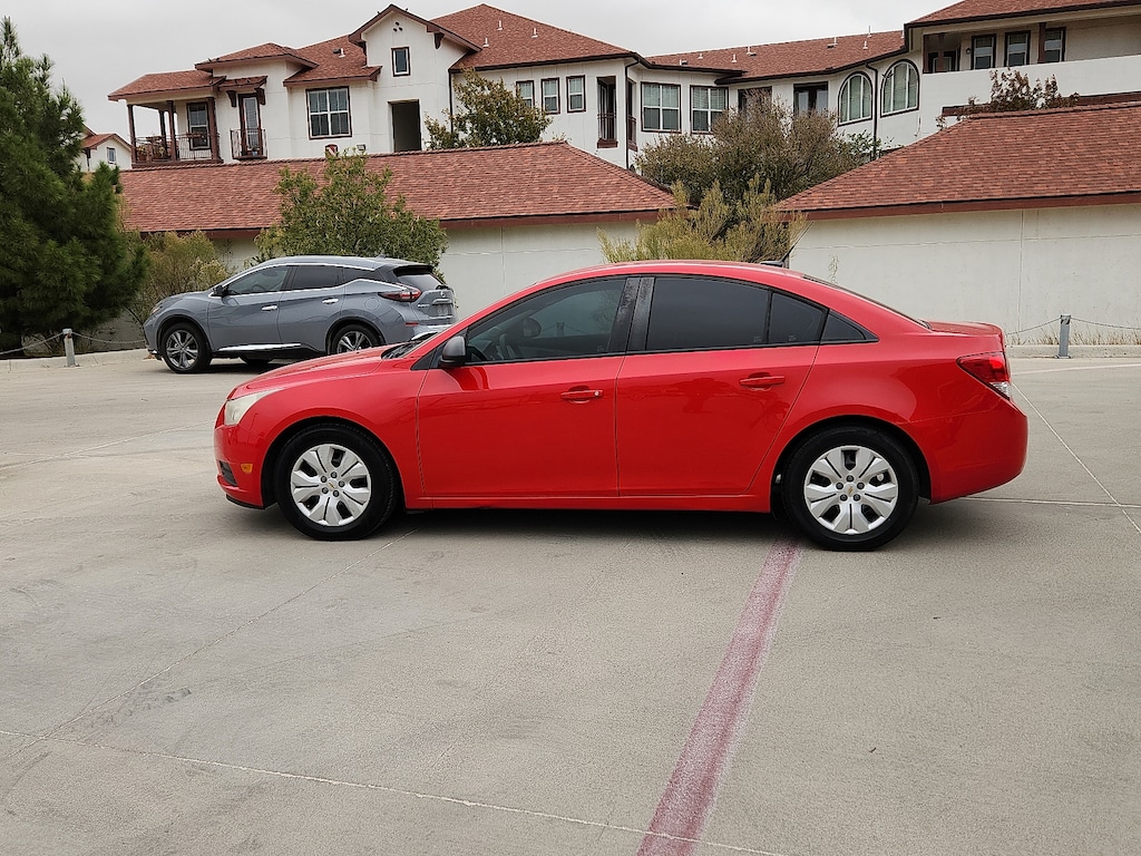 Used 2014 Chevrolet Cruze LS Auto Sedan