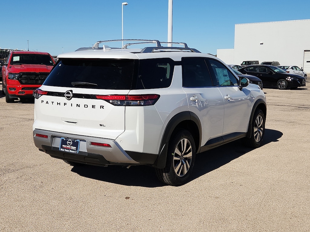 New 2025 Nissan Pathfinder SL Front-Wheel Drive