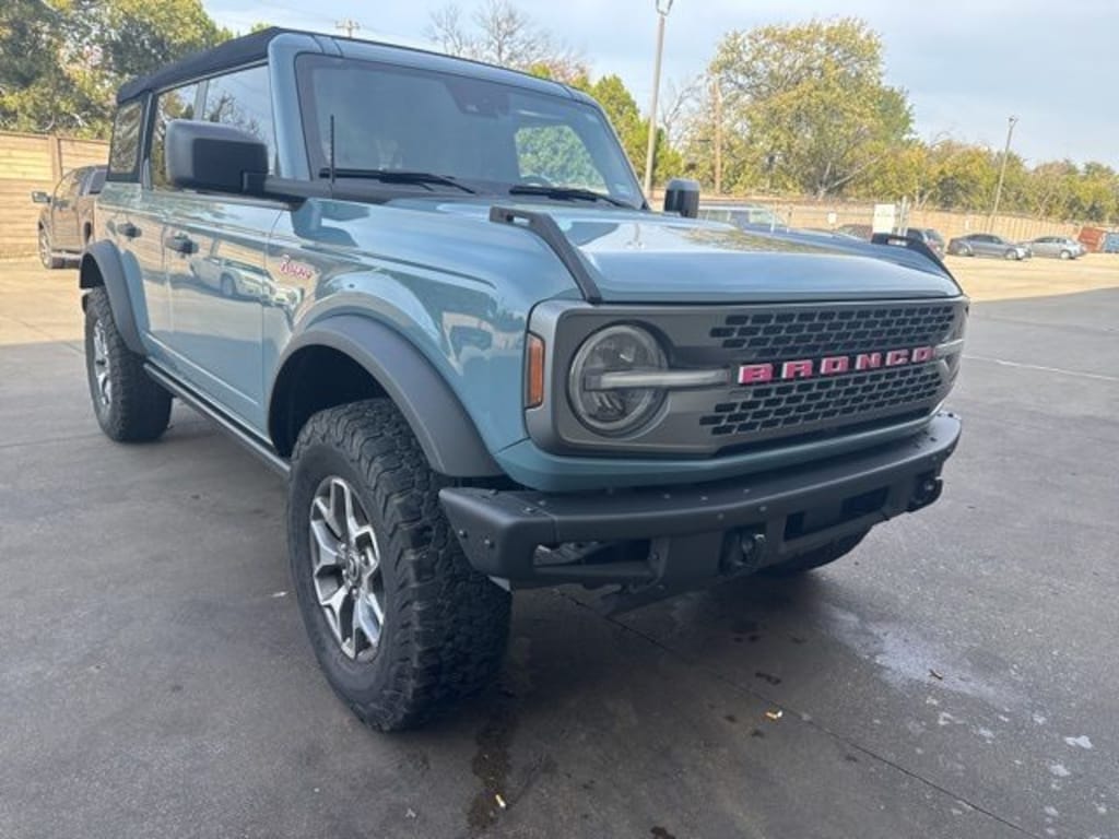 Used 2023 Ford Bronco Badlands SUV