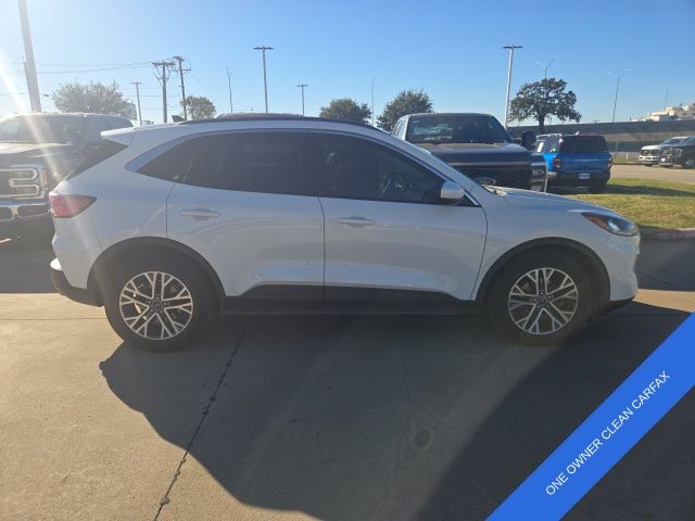 2022 Ford Escape SEL photo 2