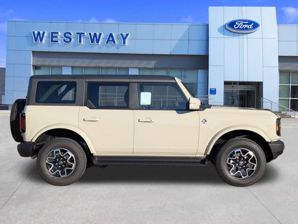New 2025 Ford Bronco Outer Banks SUV