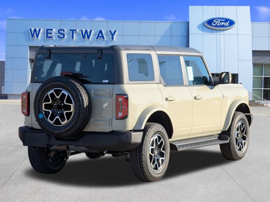 New 2025 Ford Bronco Outer Banks SUV
