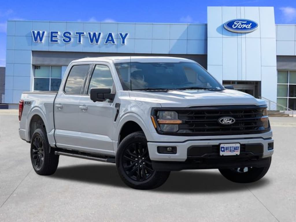 New 2025 Ford F-150 XLT Truck SuperCrew Cab