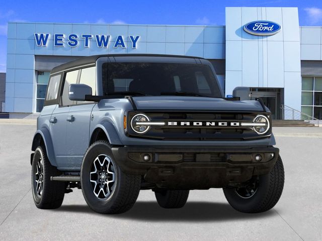 2025 Ford Bronco Outer Banks photo 4