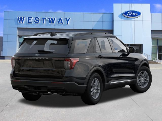 2025 Ford Explorer photo 3