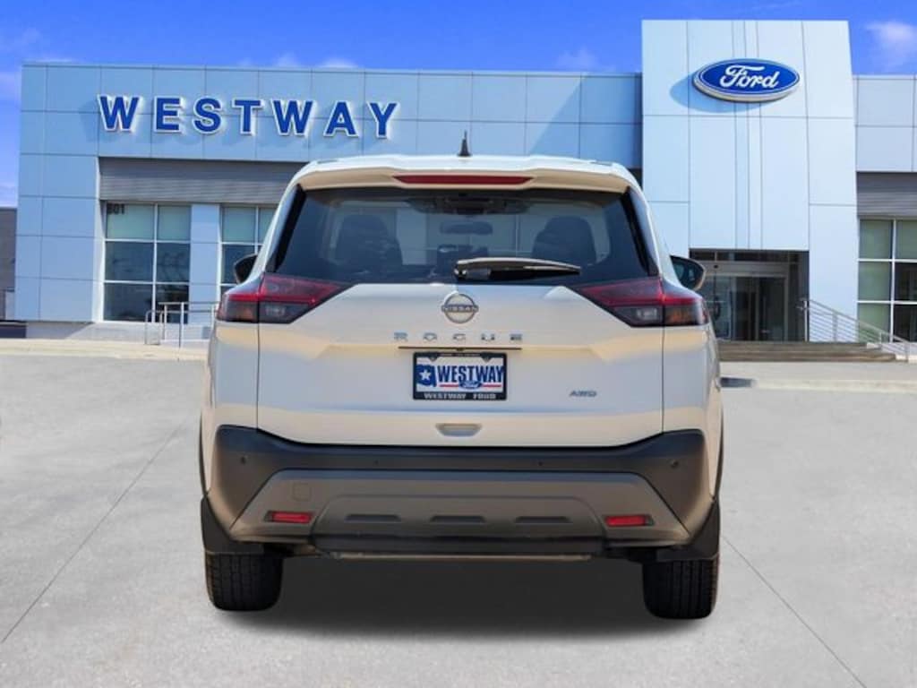 Used 2023 Nissan Rogue S SUV