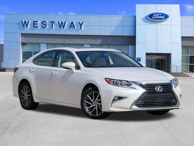 2016 Lexus ES 350 350's photo