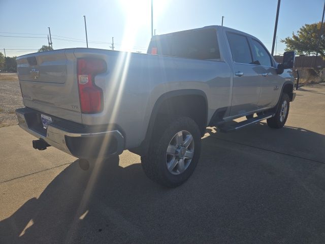 2023 Chevrolet Silverado 2500HD LTZ photo 4