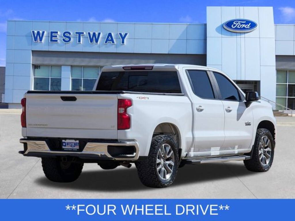 Used 2021 Chevrolet Silverado 1500 LT Truck Crew Cab