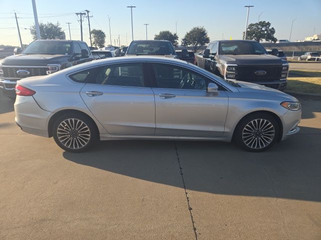 2017 Ford Fusion SE photo 3