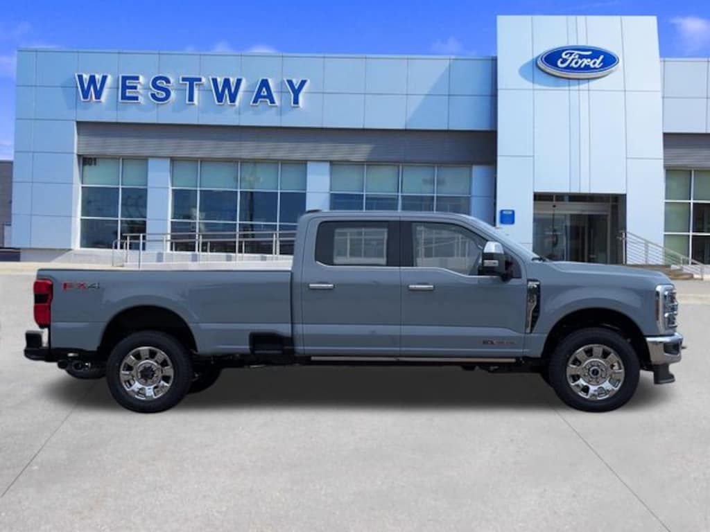 New 2026 Ford F-350 King Ranch Truck Crew Cab