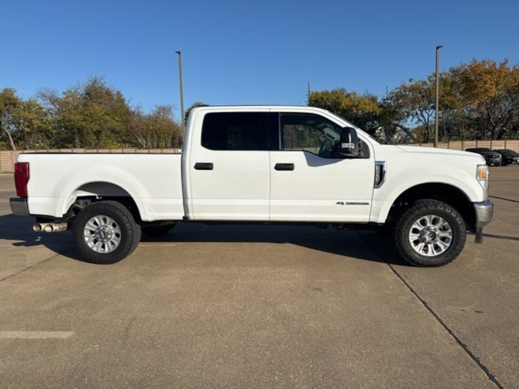 Used 2022 Ford F-250 XLT Truck Crew Cab