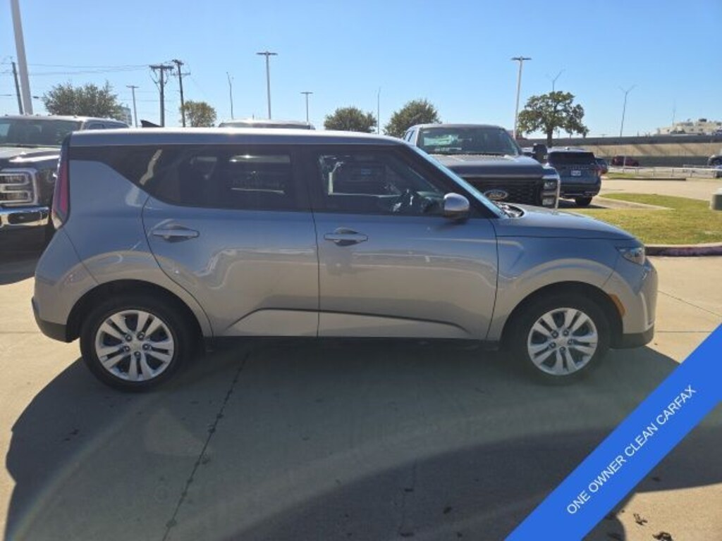 Used 2024 Kia Soul LX Hatchback