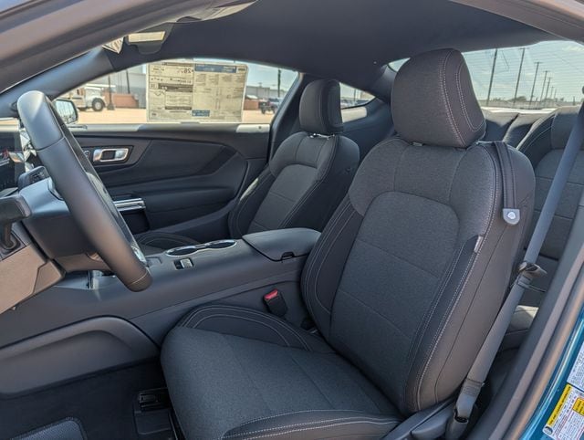 2026 Ford Mustang EcoBoost Fastback - Photo 18