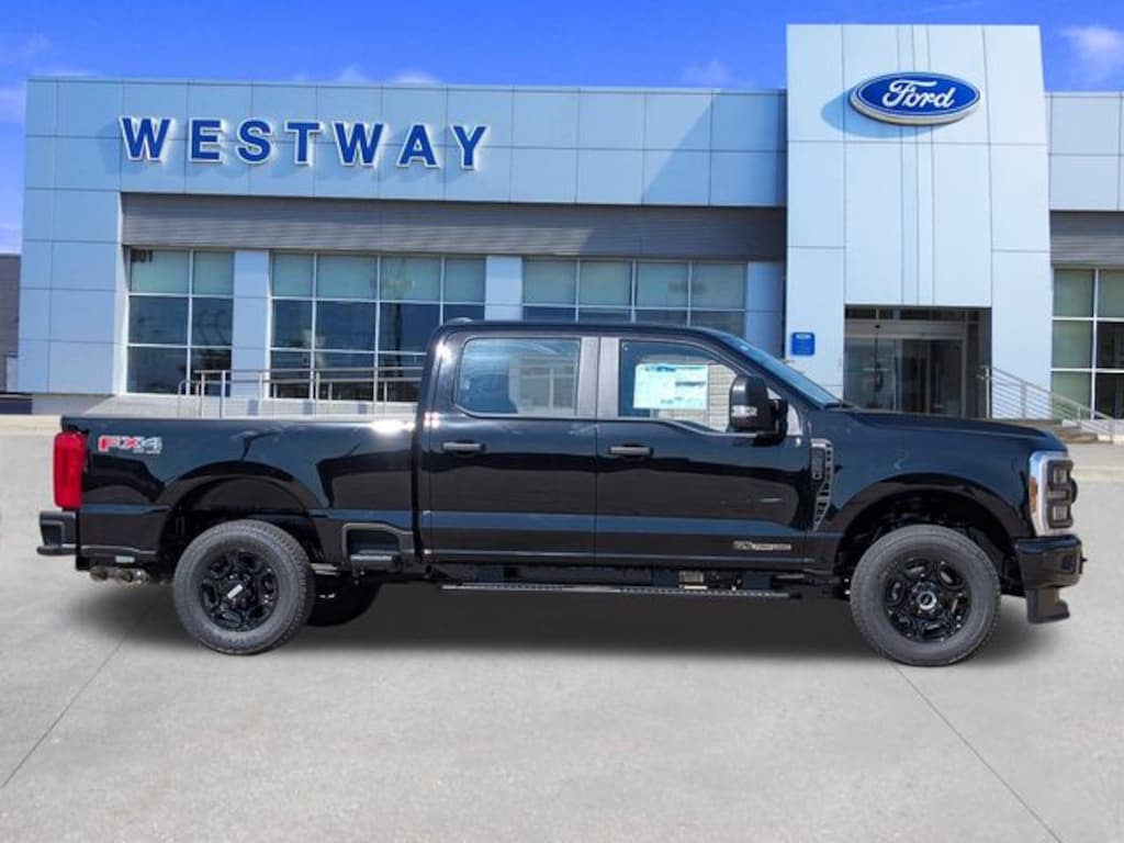 New 2026 Ford F-250 XL Truck Crew Cab