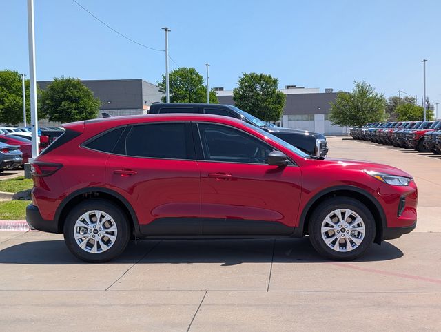 2025 Ford Escape Active photo 2