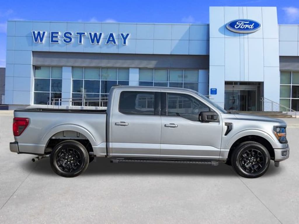 New 2025 Ford F-150 XLT Truck SuperCrew Cab