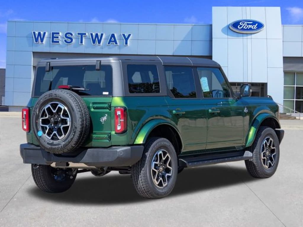 New 2025 Ford Bronco Outer Banks SUV