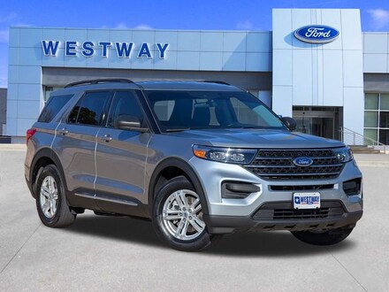 2023 Ford Explorer XLT SUV