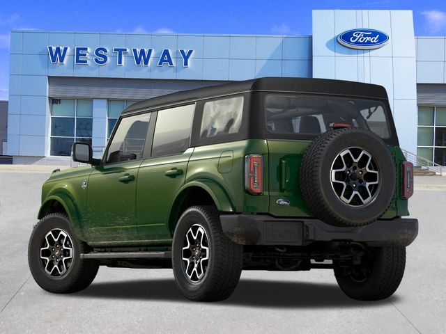 2025 Ford Bronco Outer Banks photo 2