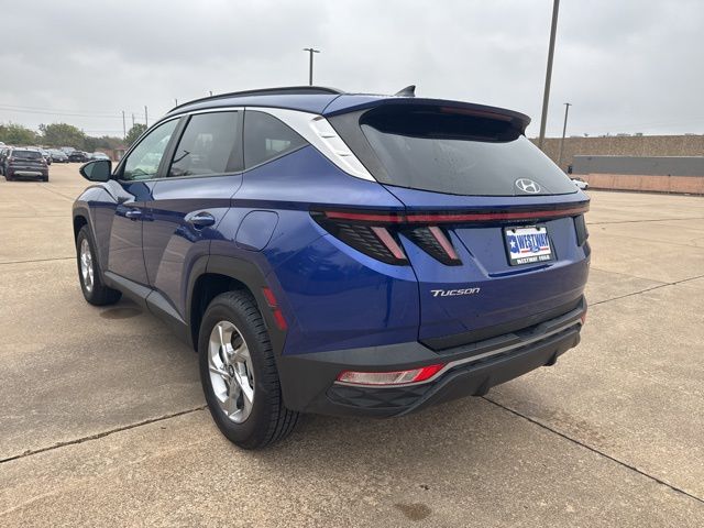 2022 Hyundai Tucson SEL photo 2