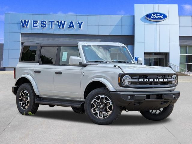 2026 Ford Bronco Outer Banks 4x4's photo