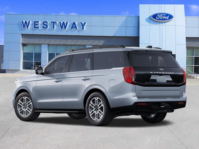 2025 Ford Expedition photo 2