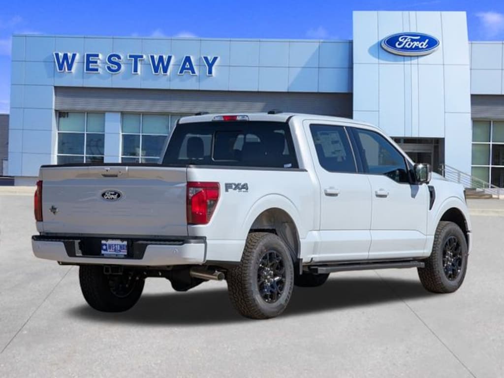 New 2025 Ford F-150 XLT Truck SuperCrew Cab