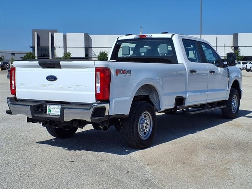 New 2026 Ford F-250 XL Truck Crew Cab