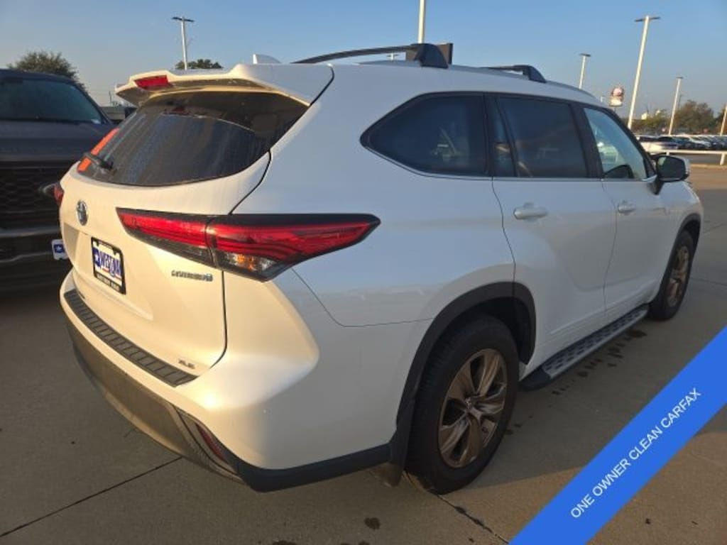 Used 2022 Toyota Highlander Hybrid Bronze Edition SUV